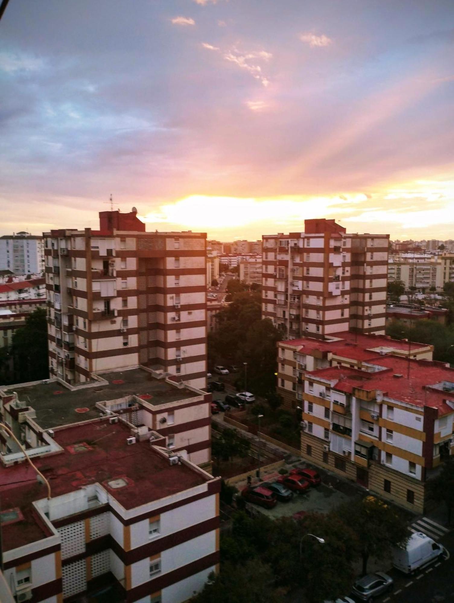 Habitaciones Privadas Con Cama Doble En Sevilla ภายนอก รูปภาพ