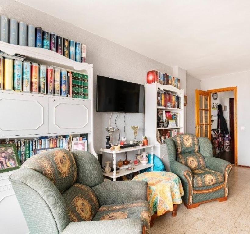 Habitaciones Privadas Con Cama Doble En Sevilla ภายนอก รูปภาพ
