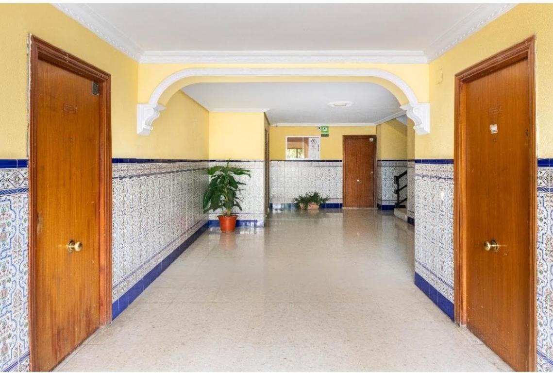 Habitaciones Privadas Con Cama Doble En Sevilla ภายนอก รูปภาพ
