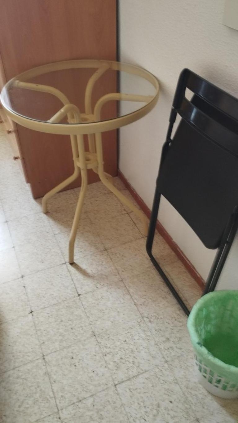 Habitaciones Privadas Con Cama Doble En Sevilla ภายนอก รูปภาพ