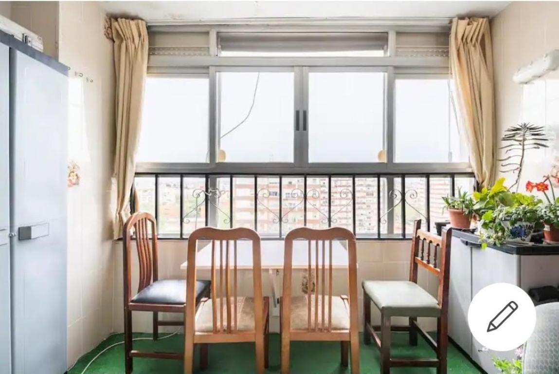 Habitaciones Privadas Con Cama Doble En Sevilla ภายนอก รูปภาพ