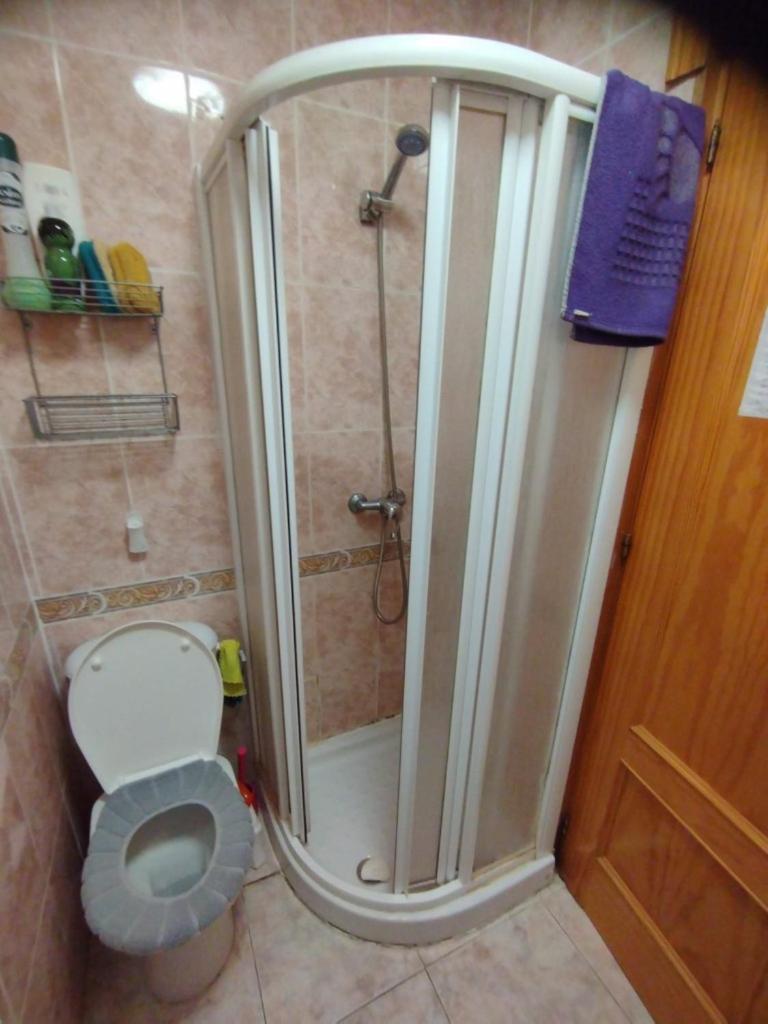 Habitaciones Privadas Con Cama Doble En Sevilla ภายนอก รูปภาพ