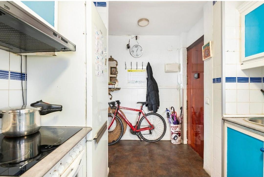 Habitaciones Privadas Con Cama Doble En Sevilla ภายนอก รูปภาพ