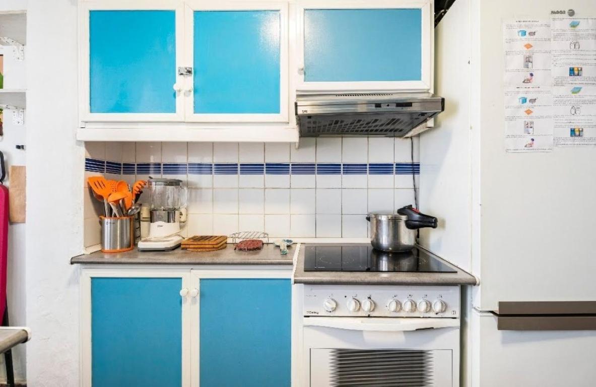 Habitaciones Privadas Con Cama Doble En Sevilla ภายนอก รูปภาพ